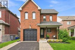 73 RUSSELL BARTON LANE  Uxbridge, ON L9P 1Z2