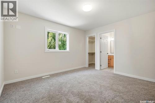 418 Greaves Crescent, Saskatoon, SK - Indoor Photo Showing Other Room