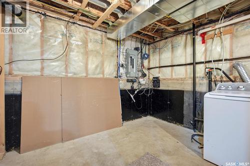 418 Greaves Crescent, Saskatoon, SK - Indoor Photo Showing Basement