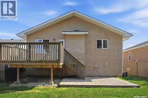 418 Greaves Crescent, Saskatoon, SK - Outdoor With Deck Patio Veranda With Exterior