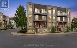 101 - 3 APPLEWOOD LANE  Toronto, ON M9C 0C1