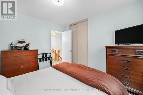 644 Sweetwater Place, Mississauga, ON - Indoor Photo Showing Bedroom