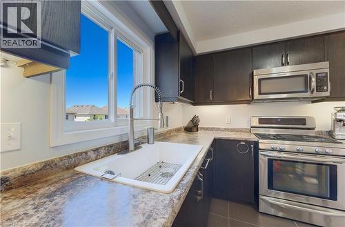 232 Cranbrook Street, Kitchener, ON - Indoor Photo Showing Kitchen