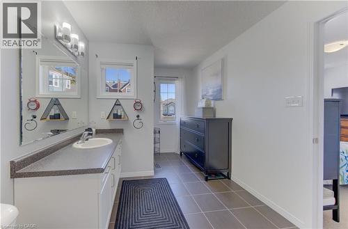 232 Cranbrook Street, Kitchener, ON - Indoor Photo Showing Bathroom