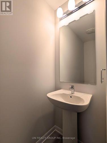 716 Tadpole Crescent, Ottawa, ON - Indoor Photo Showing Bathroom