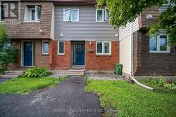 25 - 1299 CEDARCROFT CRESCENT Ottawa, ON K1B 5G9