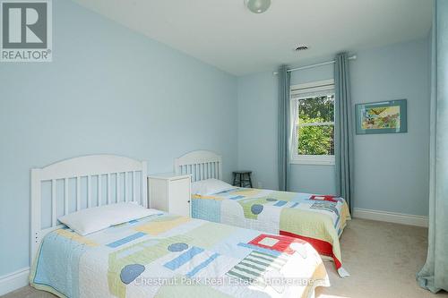 Guest bedroom at the front of the house - 71 Hickory Street, Collingwood, ON - Indoor Photo Showing Bedroom