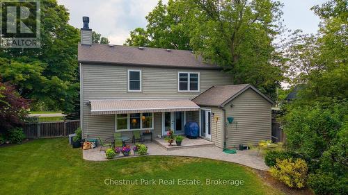 Back yard for entertaining - 71 Hickory Street, Collingwood, ON - Outdoor