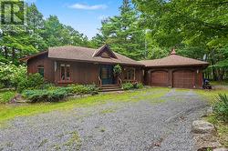 280 LAKEWOOD ROAD Tay Valley, ON K7H 3C5
