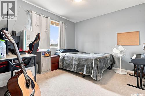 3010 37Th Street W, Saskatoon, SK - Indoor Photo Showing Bedroom
