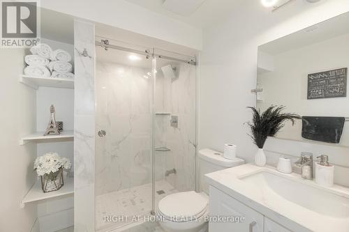 30 Caspian Square, Clarington, ON - Indoor Photo Showing Bathroom