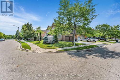 100 Pantomine Boulevard, Brampton, ON - Outdoor