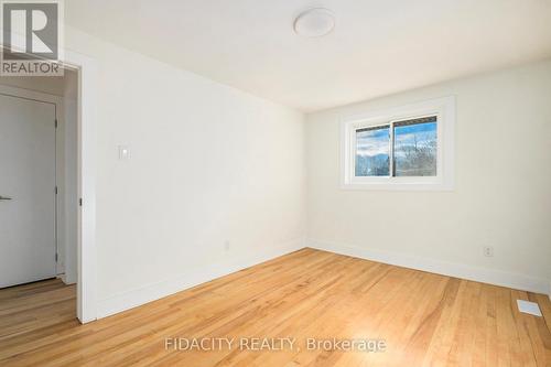 1030 Maitland Avenue, Ottawa, ON - Indoor Photo Showing Other Room