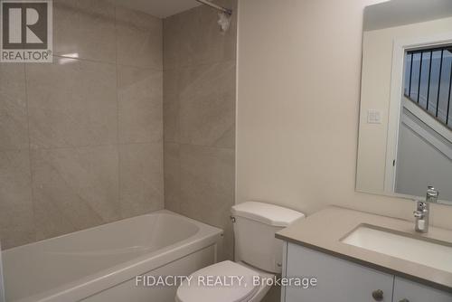 1030 Maitland Avenue, Ottawa, ON - Indoor Photo Showing Bathroom