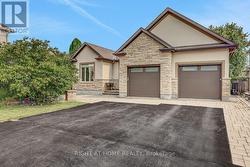 514 LANDSWOOD WAY Ottawa, ON K2S 0A5