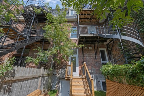 Courtyard - 4-1228 Rue St-Mathieu, Montréal (Ville-Marie), QC - Outdoor