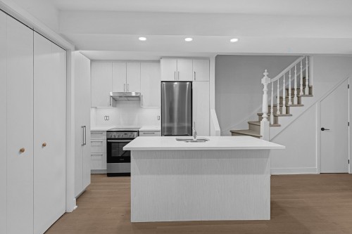 Kitchen - 4-1228 Rue St-Mathieu, Montréal (Ville-Marie), QC - Indoor Photo Showing Kitchen