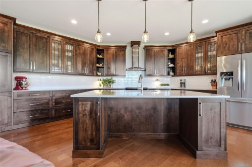 3861 Creekside Dr, Bowser, BC 