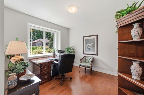 3861 Creekside Dr, Bowser, BC 