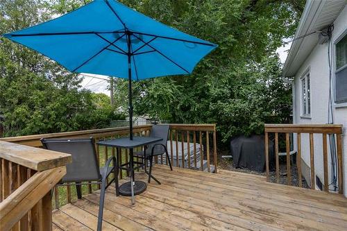 40 Argonne Bay, Winnipeg, MB - Outdoor With Deck Patio Veranda With Exterior