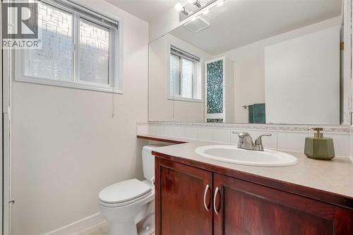 91 Hidden Crescent Nw, Calgary, AB 