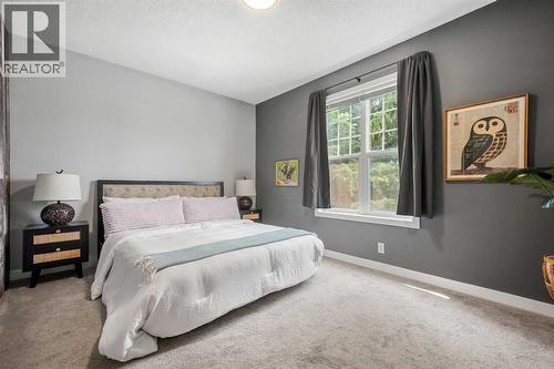 91 Hidden Crescent Nw, Calgary, AB 