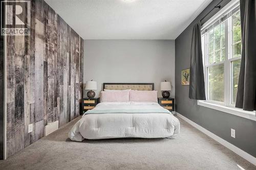 91 Hidden Crescent Nw, Calgary, AB 
