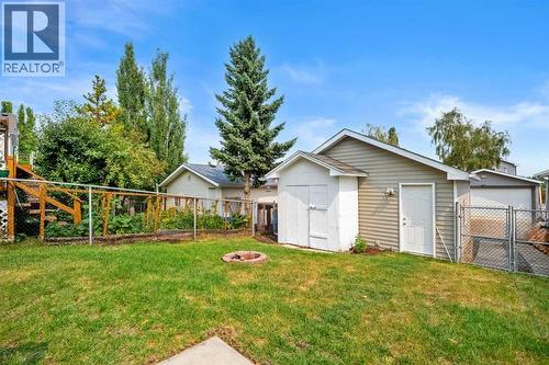 91 Hidden Crescent Nw, Calgary, AB 