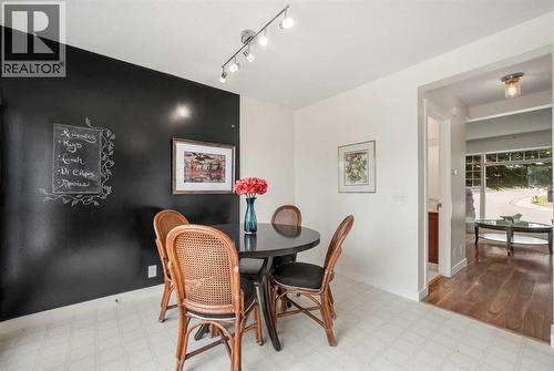 91 Hidden Crescent Nw, Calgary, AB 