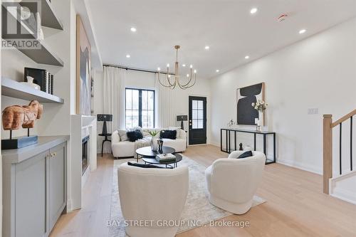 547 Eastern Avenue, Toronto, ON - Indoor Photo Showing Other Room