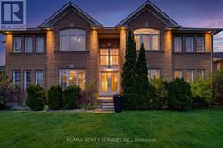 7419 BLACK WALNUT TRAIL  Mississauga, ON L5N 8A4