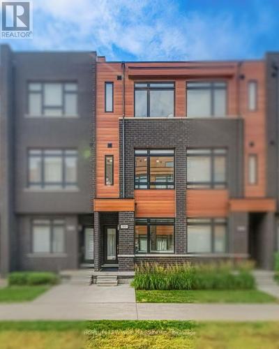 99 - 370D RED MAPLE ROAD  Richmond Hill, ON L4C 5T4