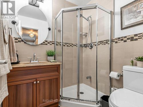 2 Grenadine Court, Toronto, ON - Indoor Photo Showing Bathroom