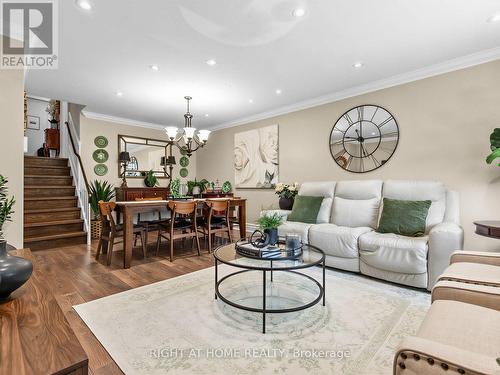 2 Grenadine Court, Toronto, ON - Indoor Photo Showing Living Room