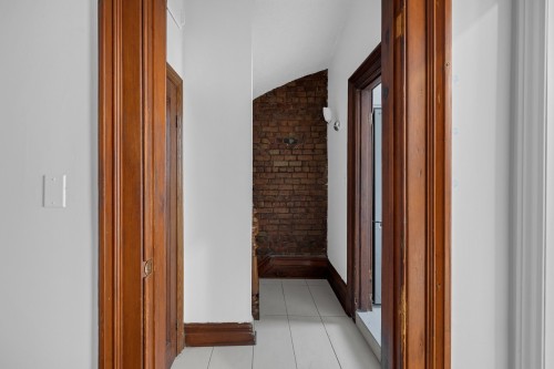 Hall d'entrée/Vestibule - 1-1232 Rue St-Mathieu, Montréal (Ville-Marie), QC - Indoor Photo Showing Other Room