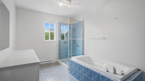Salle de bains - 755 141E Rue, Saint-Georges, QC - Indoor Photo Showing Bathroom