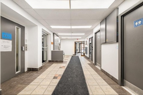 Passageway - 20-22-3344  - 3360 Rue Notre-Dame, Montréal (Lachine), QC - Indoor Photo Showing Other Room