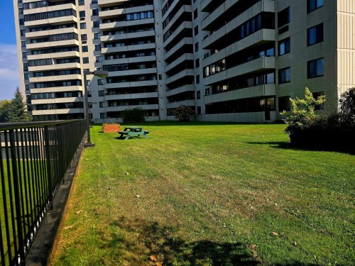 Garden - 1024-2555 Av. Du Havre-Des-Îles, Laval (Chomedey), QC - Outdoor With Facade
