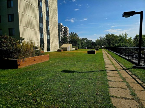 Garden - 1024-2555 Av. Du Havre-Des-Îles, Laval (Chomedey), QC - Outdoor