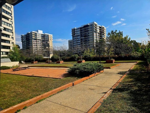 Garden - 1024-2555 Av. Du Havre-Des-Îles, Laval (Chomedey), QC - Outdoor
