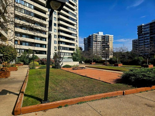 Garden - 1024-2555 Av. Du Havre-Des-Îles, Laval (Chomedey), QC - Outdoor