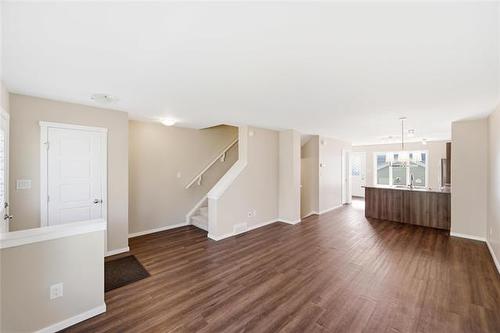 97 Lyra Gate, Winnipeg, MB 