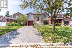 UPPER LEVEL UNIT - 14 OROK LANE Barrie, ON L4M 6H4
