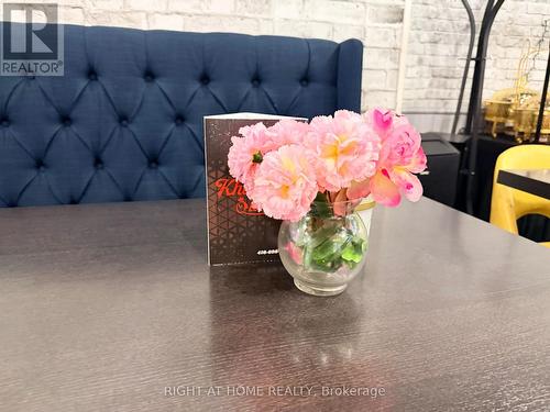 2891 Danforth Avenue, Toronto, ON 
