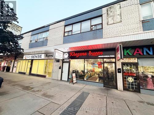2891 Danforth Avenue, Toronto, ON 