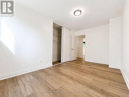 22 Poplar Crescent, Aurora, ON - Indoor Photo Showing Other Room