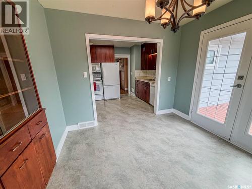 228 8Th Avenue E, Melville, SK - Indoor Photo Showing Other Room