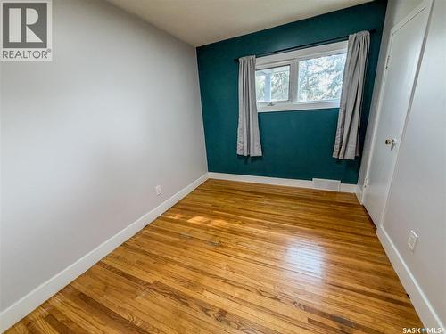 228 8Th Avenue E, Melville, SK - Indoor Photo Showing Other Room