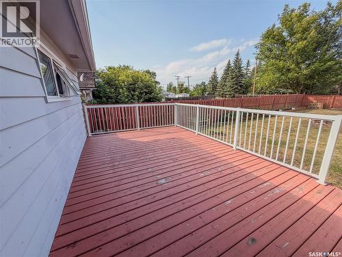 228 8Th Avenue E, Melville, SK - Outdoor With Deck Patio Veranda With Exterior