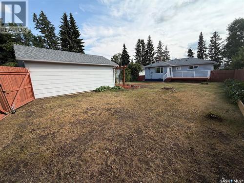 228 8Th Avenue E, Melville, SK - Outdoor